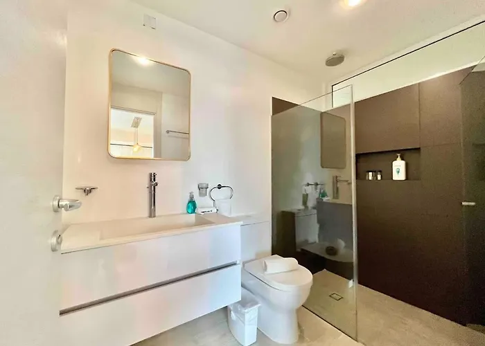 A Pasos De La Playa | Apartamento Elegante En La Quinta Avenida Con Piscina En La Azotea *