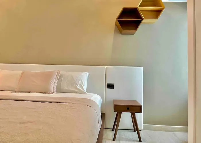 A Pasos De La Playa | Apartamento Elegante En La Quinta Avenida Con Piscina En La Azotea